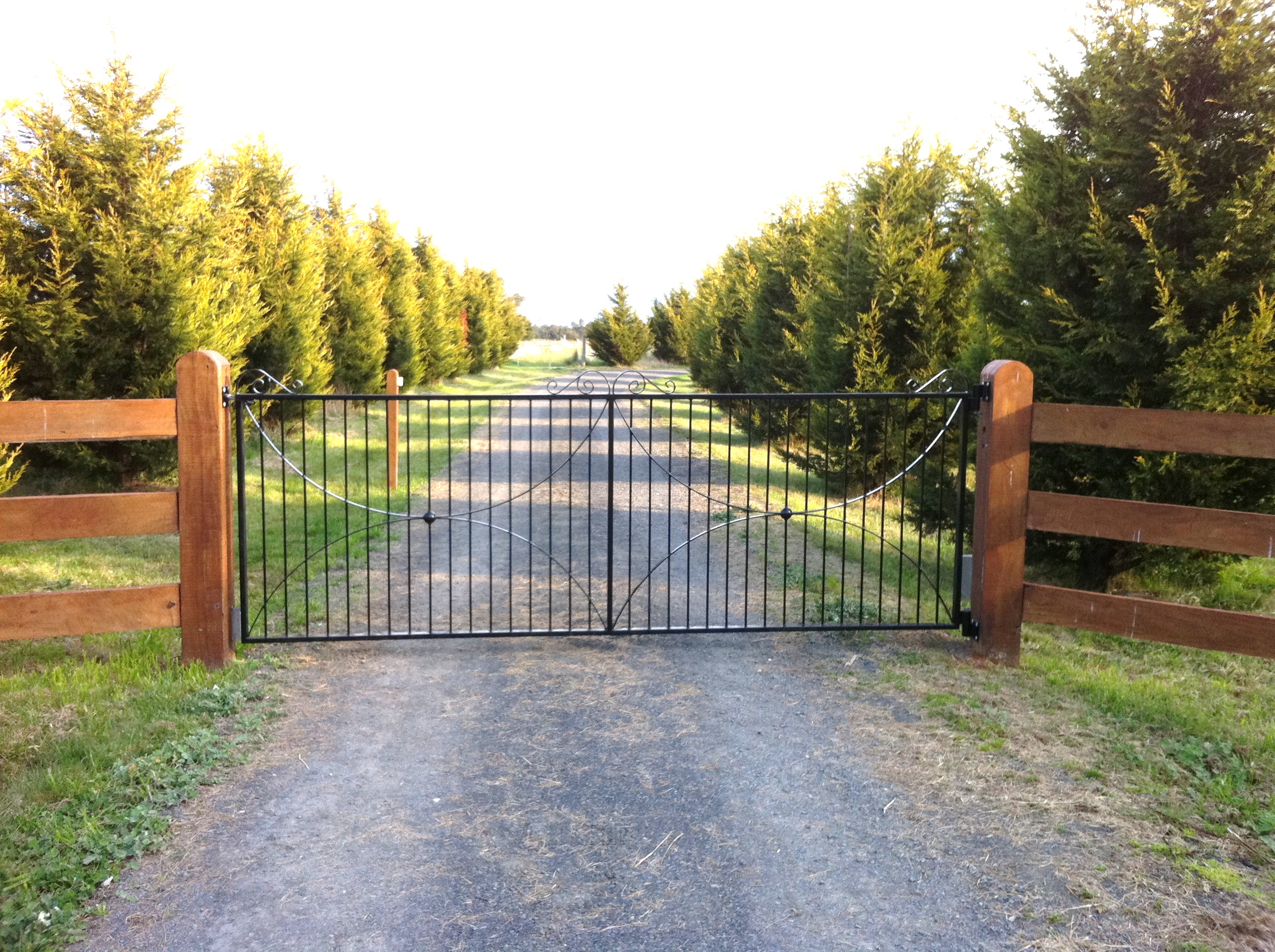 'Jacks Run' wrought iron entrance gates, Bolinda, VIC