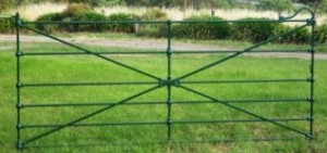 Cast jointed gate
